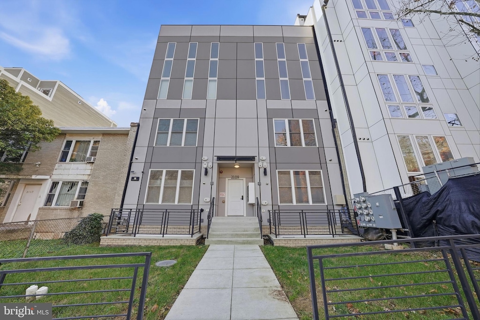 2109 M St NE unit 5, Washington, DC 20002 - photo 1