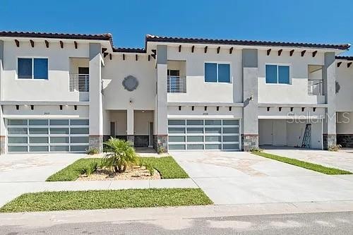 For Rent $2,400/month