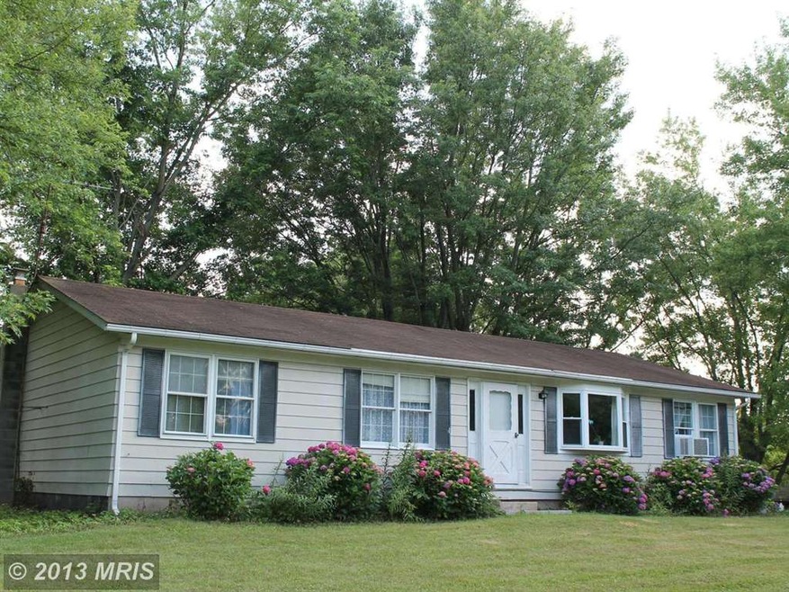 399 Timber Ln, Harpers Ferry, WV 25425 - photo 1