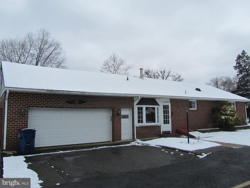 203 Washington Ave, Laurel Springs, NJ 08021 - photo 1