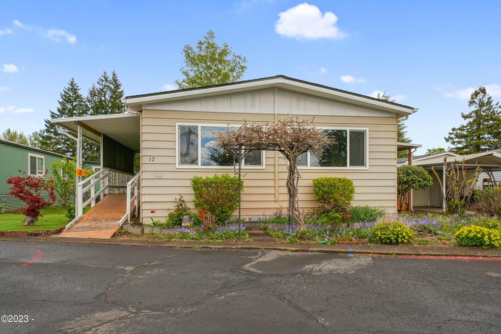 503 SE Sheridan Rd #12 Hi Res-1