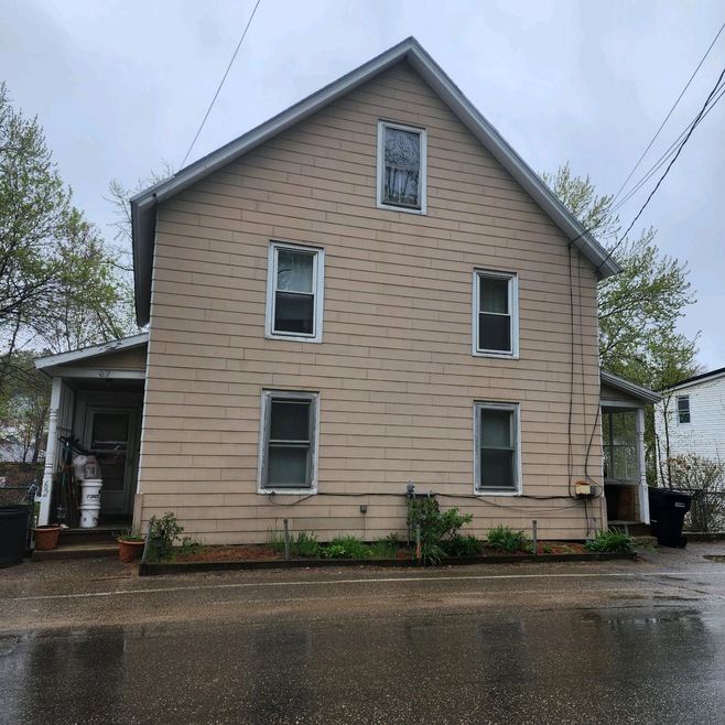 62-64 Elm St, Northfield, NH 03276 - photo 1