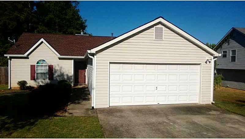 219 Brandon Ridge Cir, Stockbridge, GA 30281 - photo 1