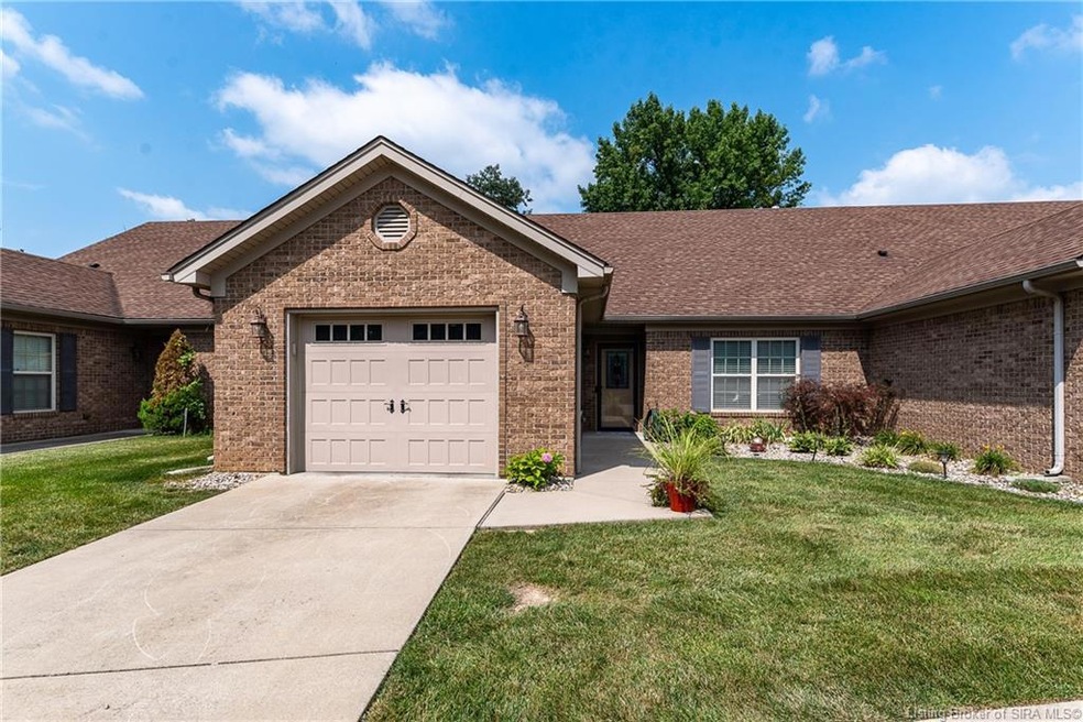 3503 Wexford Ct, New Albany, IN 47150 - photo 1