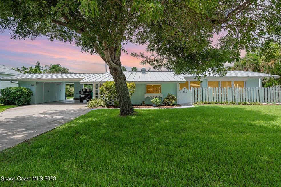 925 Trinidad Rd, Cocoa Beach, FL