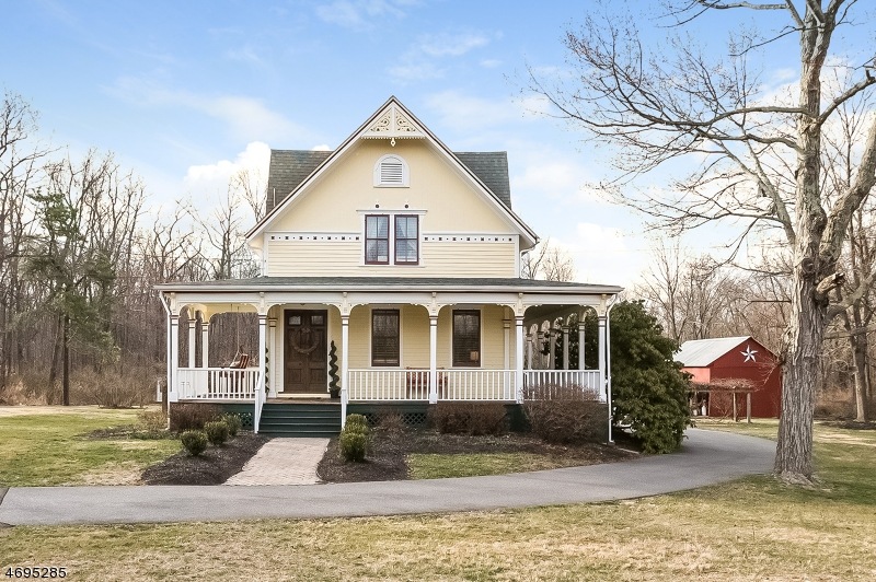 741 Mechlin Corner Rd, Hampton, NJ 08827 - photo 1