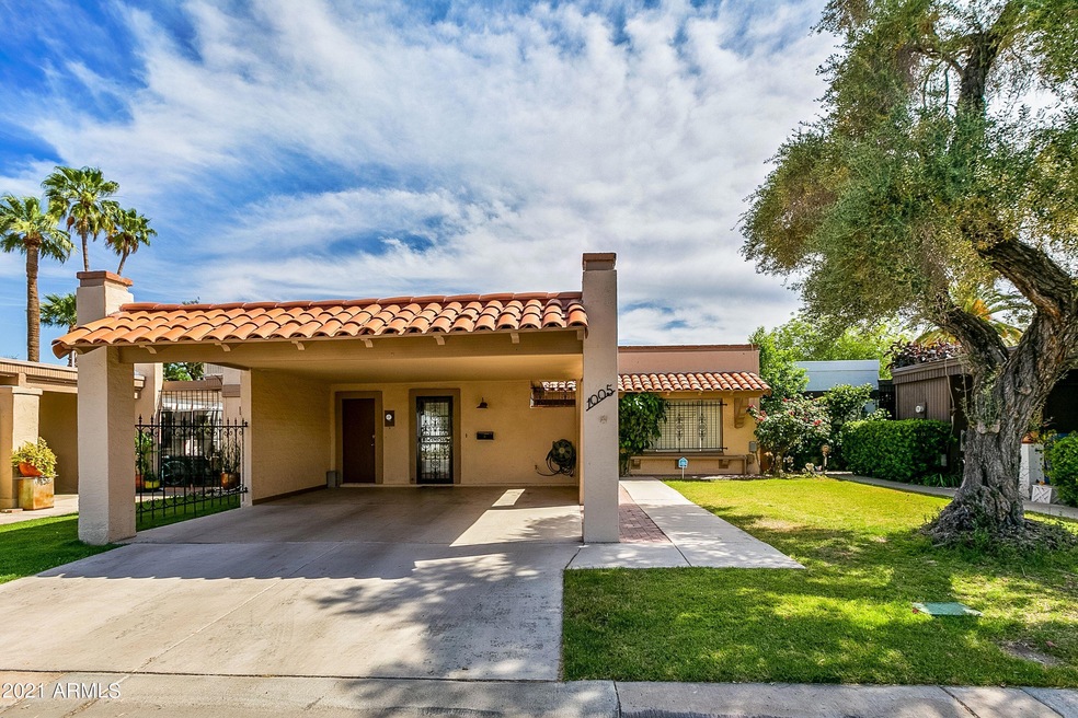 1005 W Solcito Ln, Phoenix, AZ 85013 - photo 1