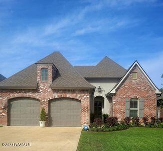 215 Santander Dr, Youngsville, LA 70592 - photo 1