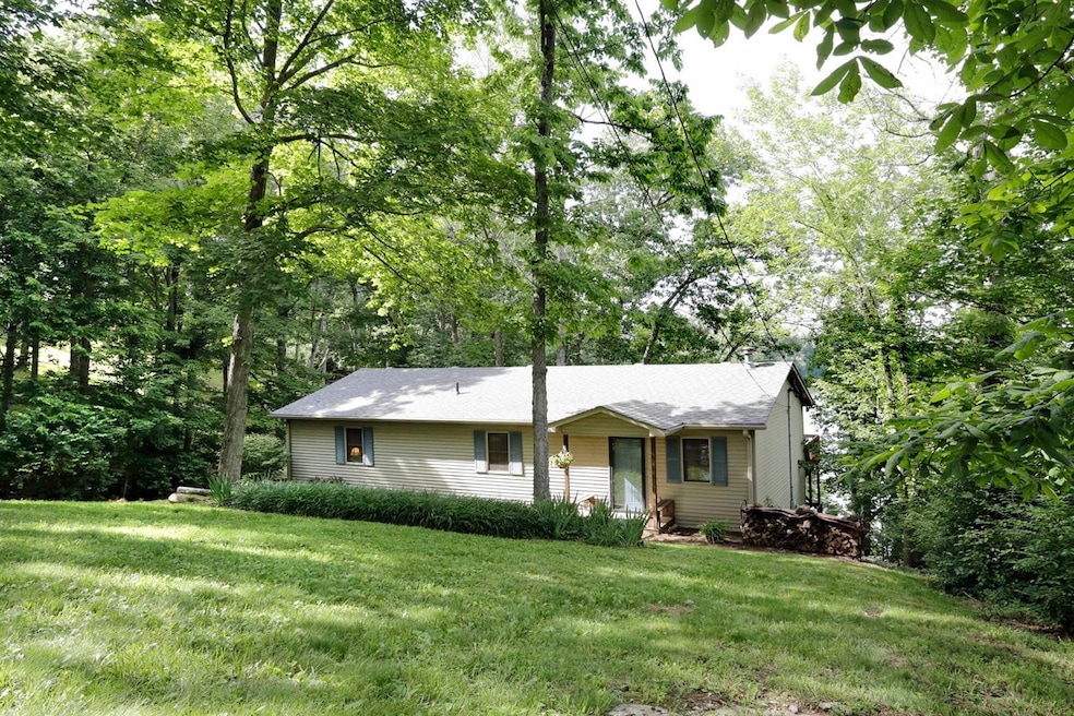 265 Beams Dr, Harrodsburg, KY 40330 - photo 1