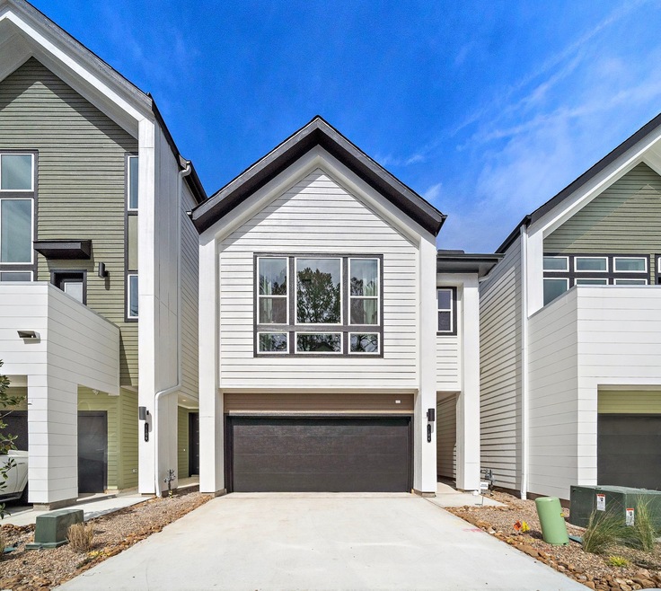 1104 Highland Square Ln, Houston, TX 77091 - photo 1