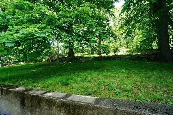 261 & 262 Carleton Rd, Arlington, MA 02474 - photo 1