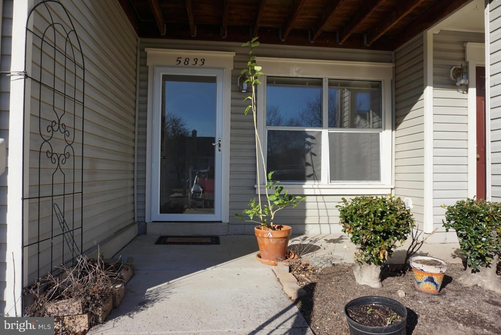 5833 Orchard Hill Ct unit 5833, Clifton, VA 20124 - photo 1