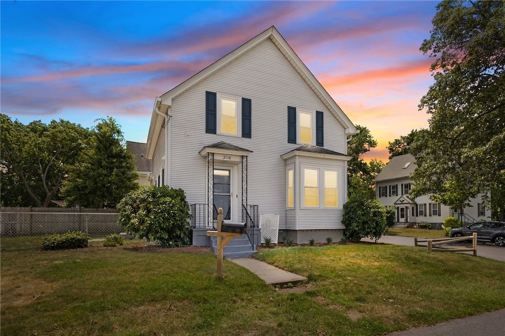 Welcome to 358 Pawtuxet Ave!