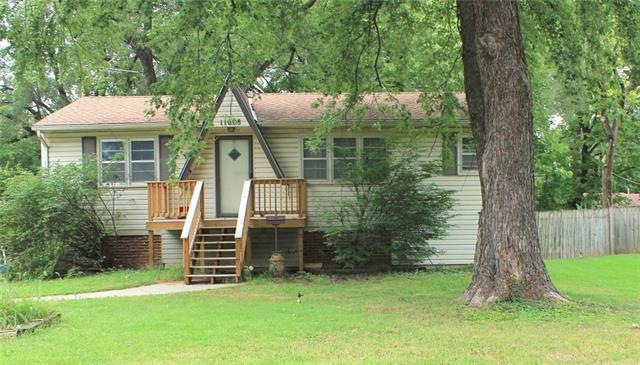 11608 W 70th St, Shawnee, KS 66203 - photo 1