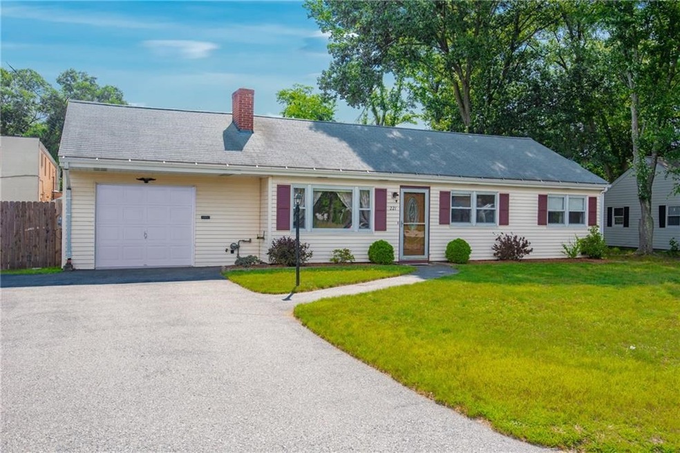 221 George St, Warwick, RI 02888 - photo 1