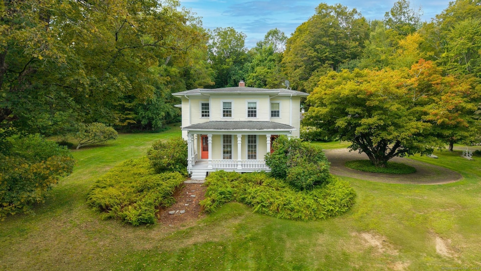 Pending $829,900 • Co-Listing Agent