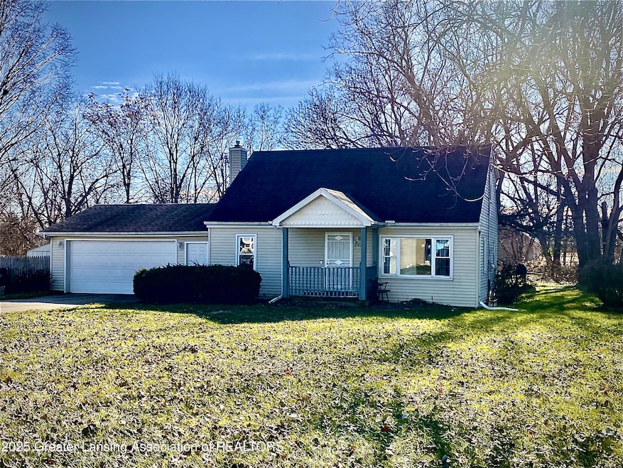 2923 Newark Ave, Lansing, MI 48911 - photo 1