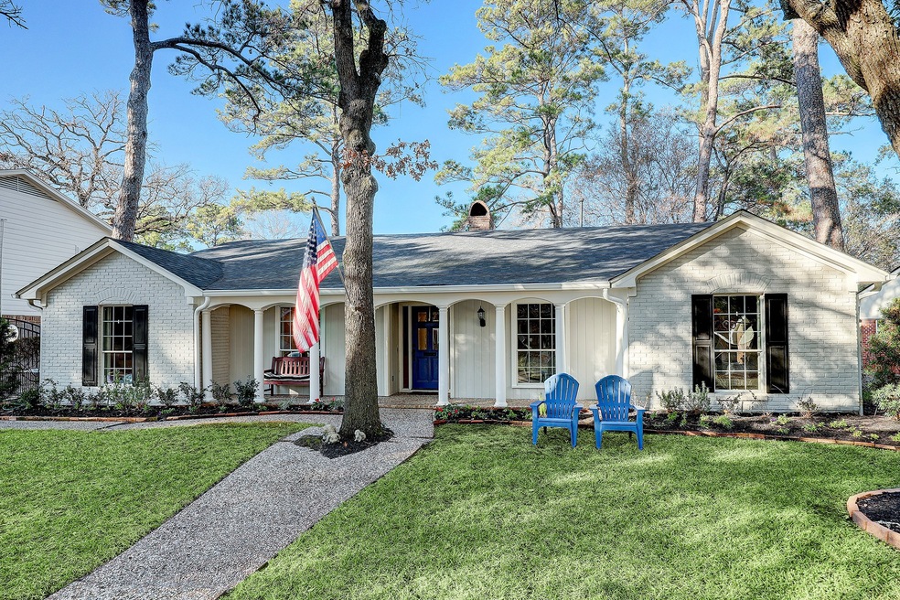 13638 Barryknoll Ln, Houston, TX 77079 - photo 1