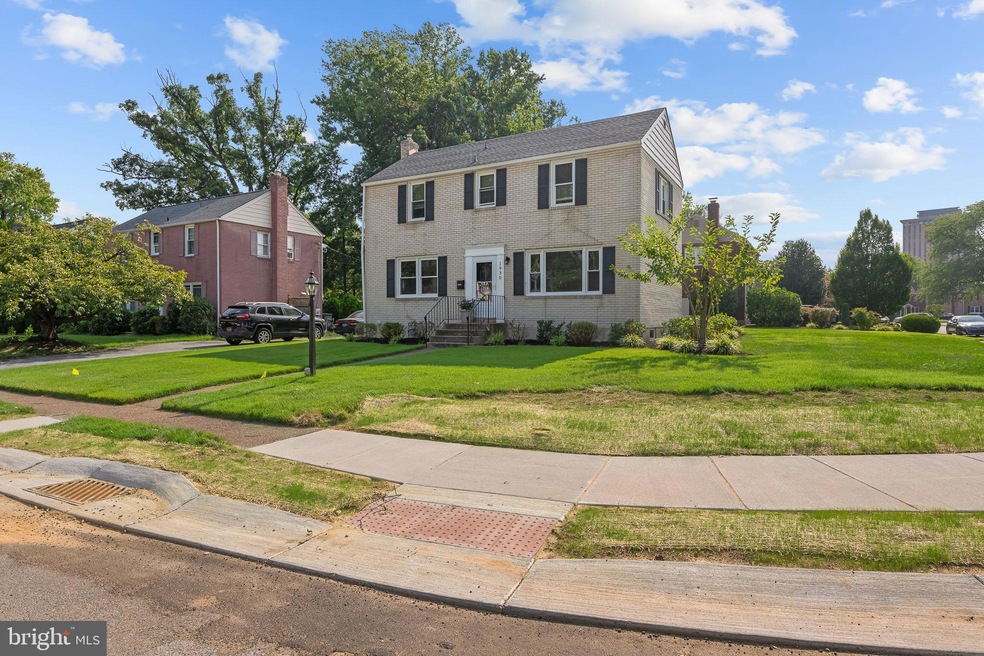 1930 Thomas Rd, Wilmington, DE 19803 - photo 1