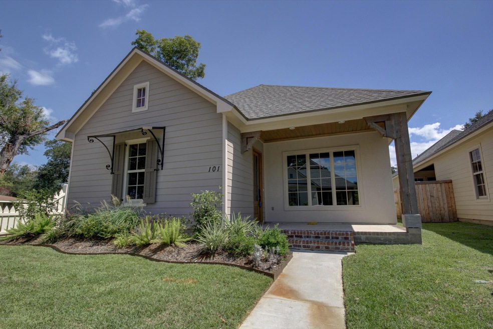 IMG_2446_7_8Real-Estate01
