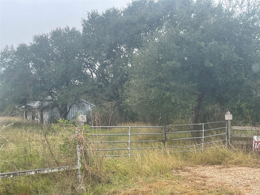 1015 Daily Rd, Rosenberg, TX 77471 - photo 1