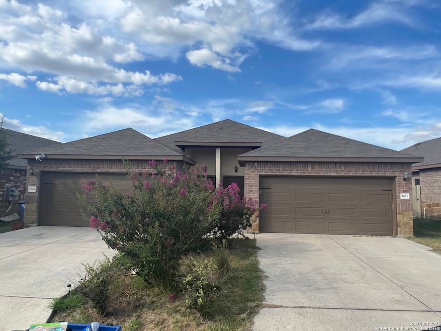 For Rent $1,525/month