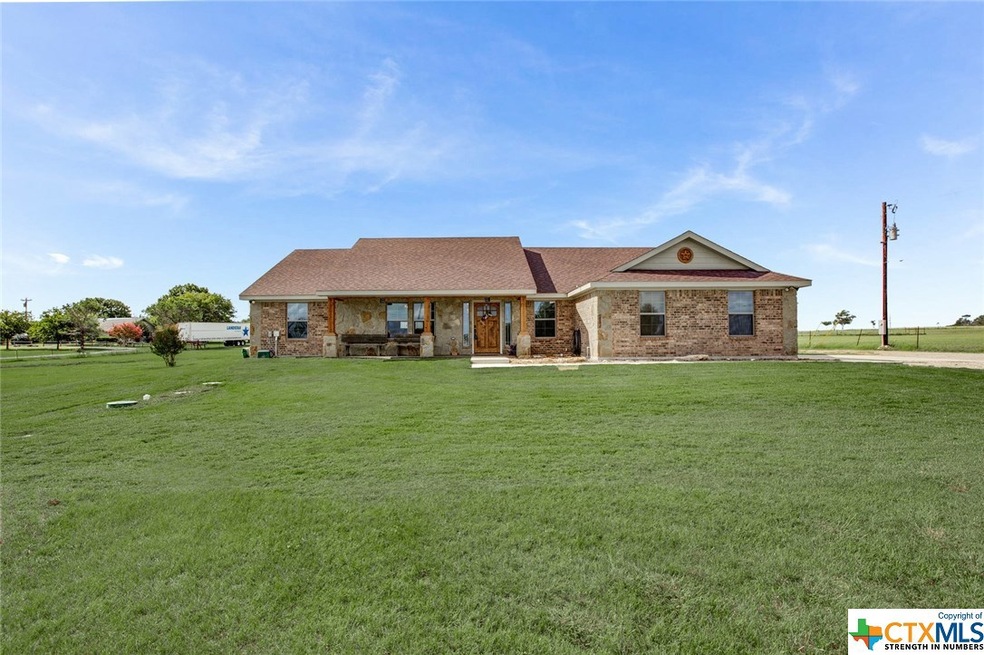 10825 Moffat Rd, Temple, TX 76502 - photo 1