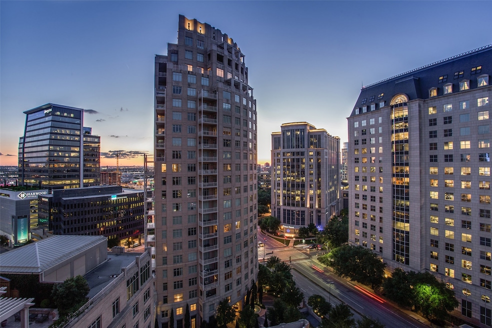 Live in Luxury at The Ritz-Carlton Residences