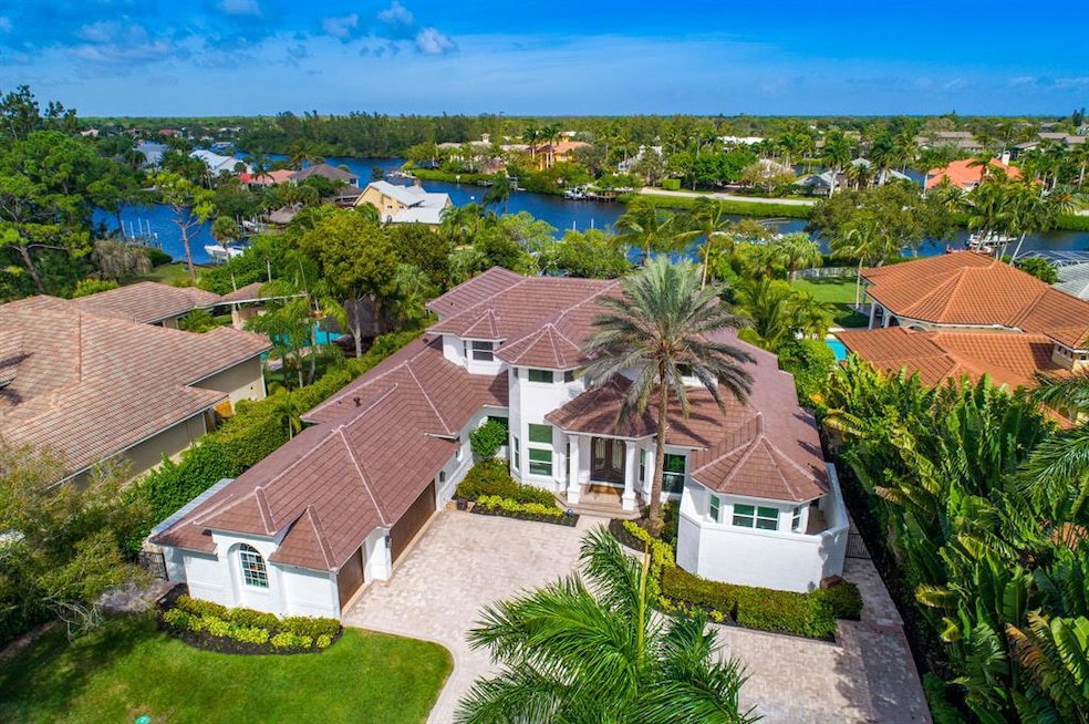 8709  SE Compass Island Way, Jupiter, FL
