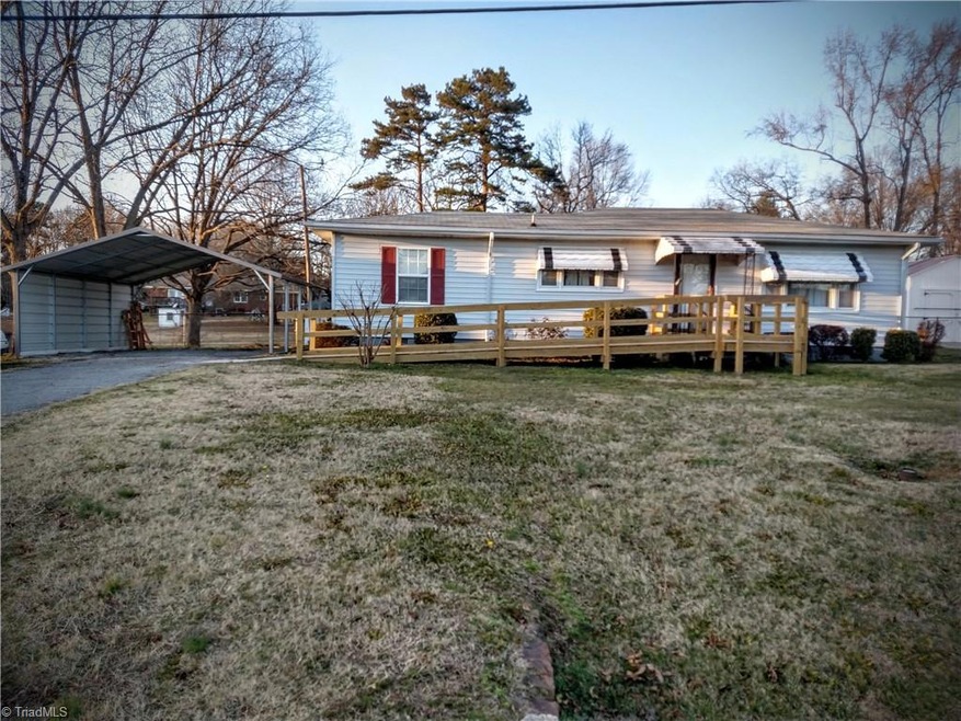 201 Brookdale Dr, High Point, NC 27263 - photo 1