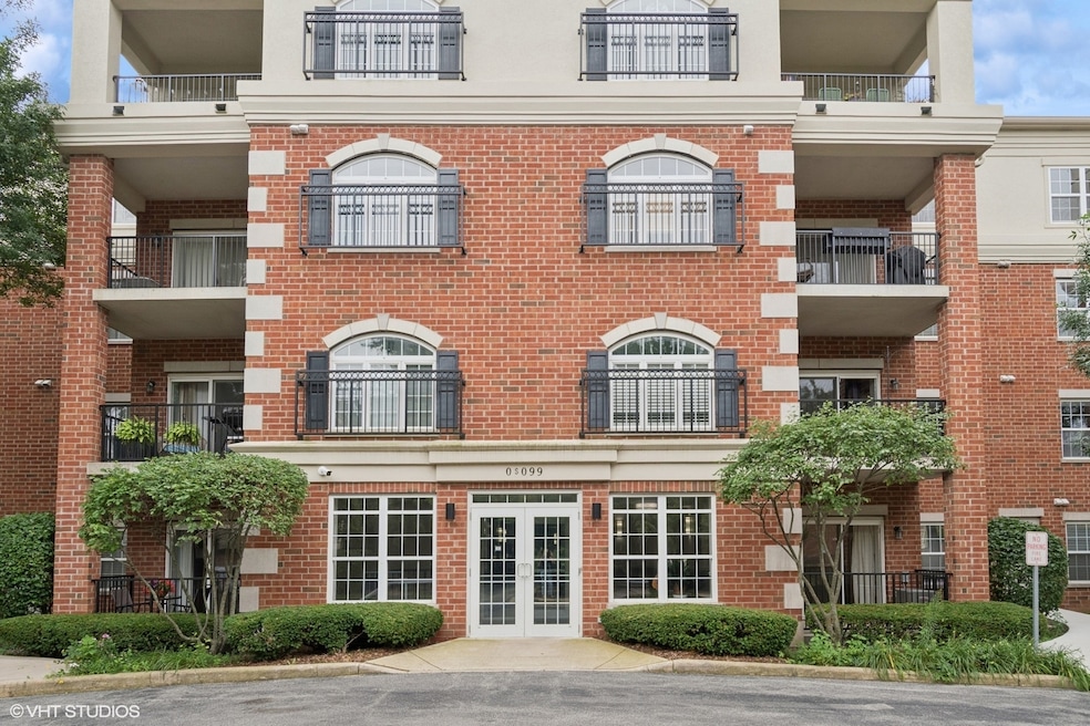 0S099 Lee Ct unit 401, Winfield, IL 60190 - photo 1