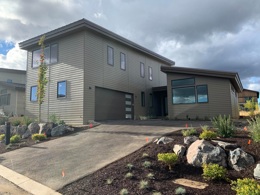 19146 Gateway Loop, Bend, OR 97702 - photo 1