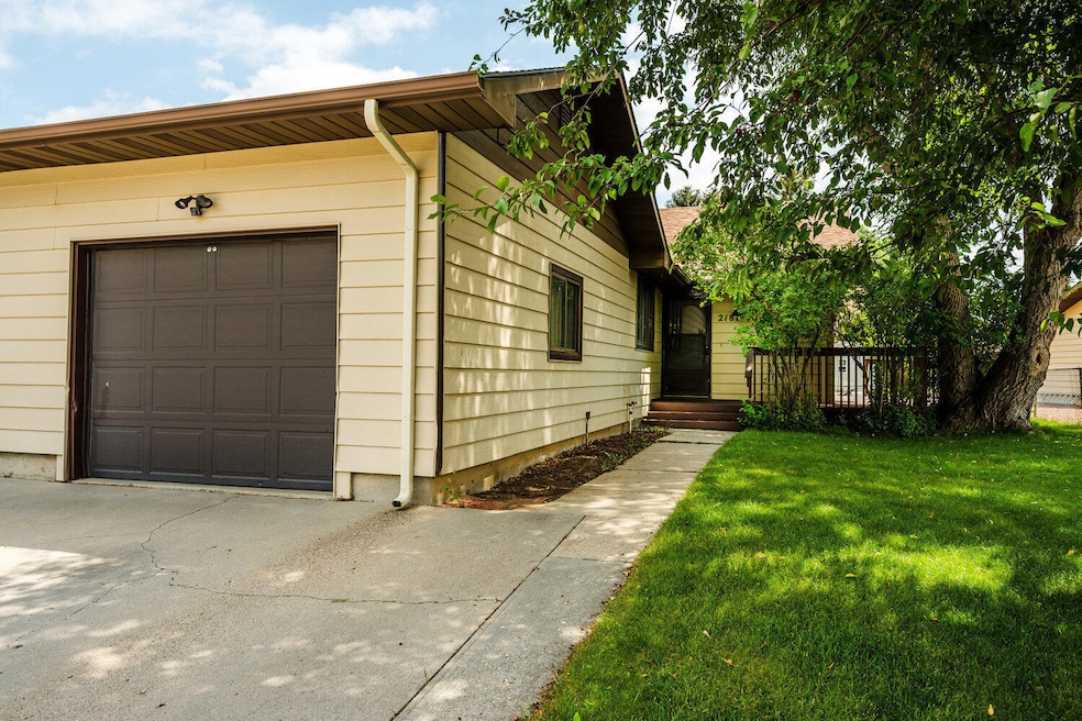 For Sale $318,900