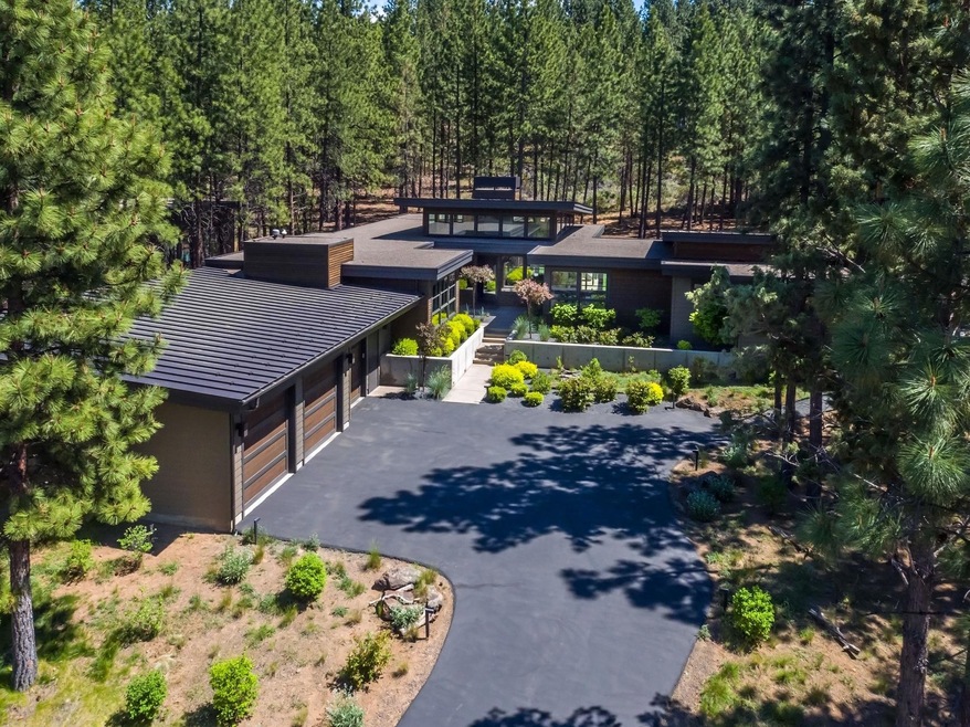 19461 Bainbridge Ct, Bend, OR 97702 - photo 1