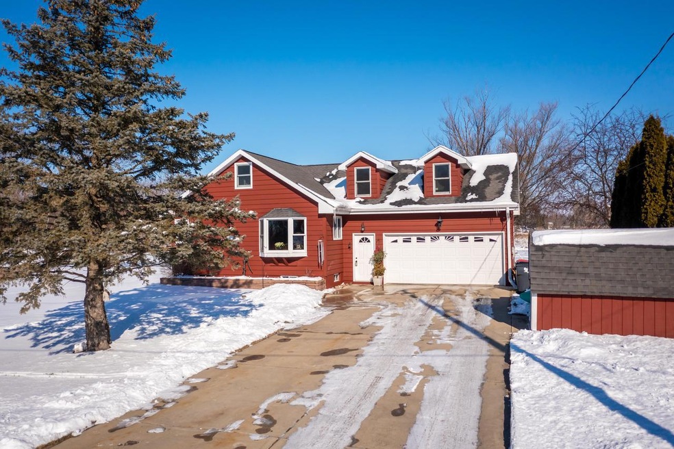 W4484 River View Road