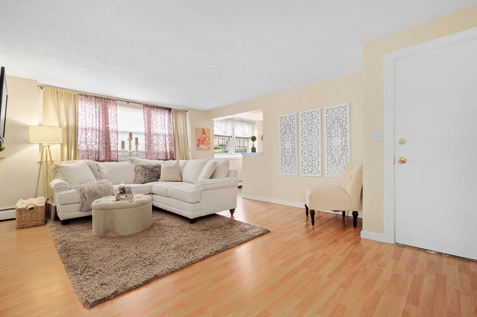 7 Austin Ct unit B, Saugus, MA 01906 - photo 1