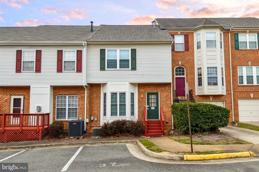 6018 Madison Overlook Ct, Falls Church, VA 22041 - photo 1