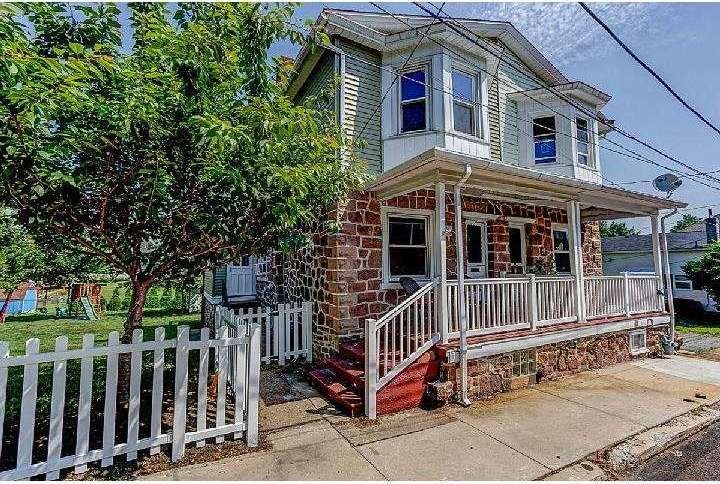 319 Vincent St, Spring City, PA 19475 - photo 1