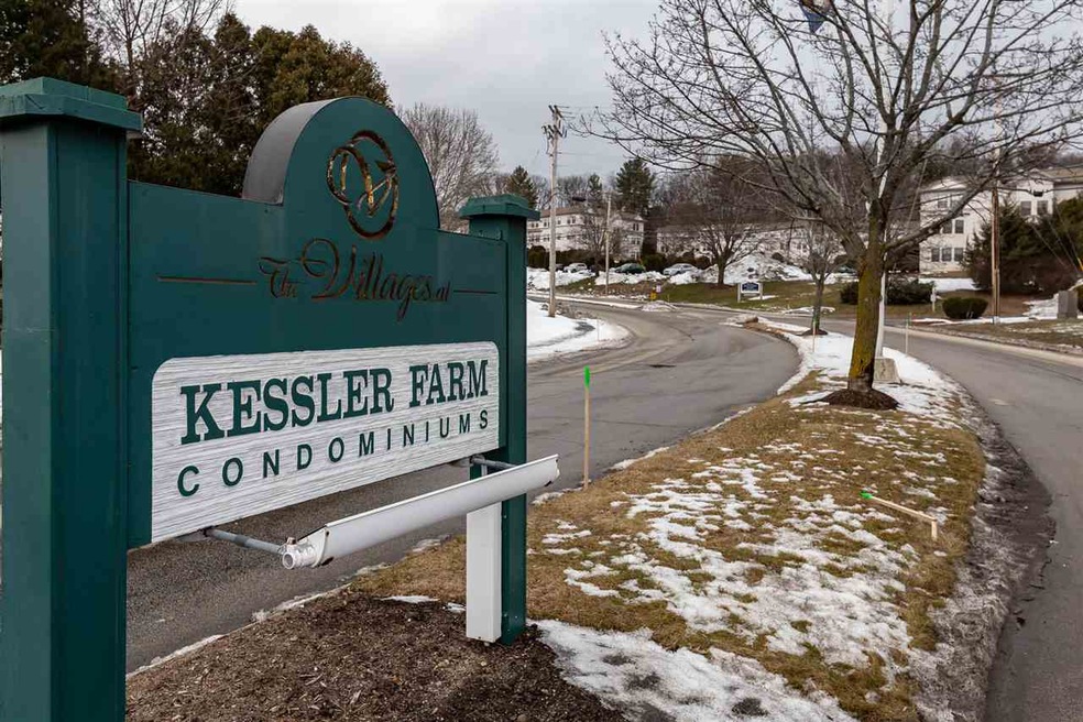 21 Cranleigh Mews unit U305, Nashua, NH 03063 - photo 1