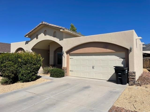 407 Coronado Dr, Alamogordo, NM 88310 - photo 1