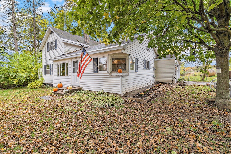 2577 S Custer Rd, Custer, MI 49405 - photo 1