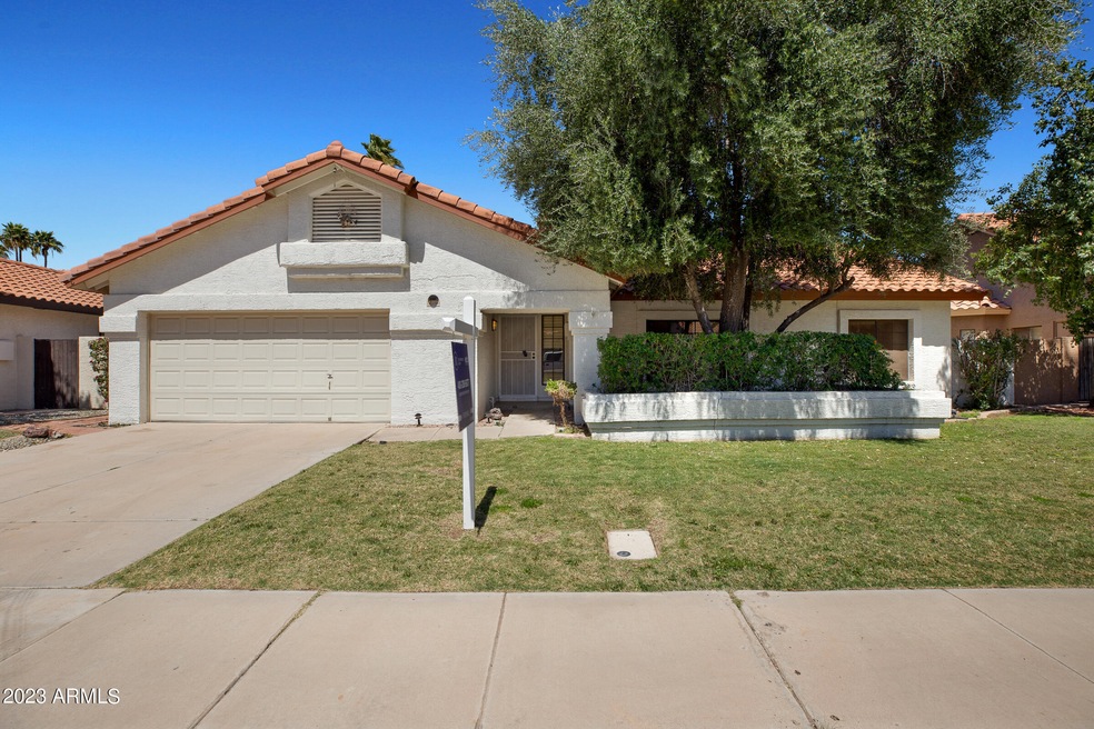 2310 E Huron Ct-1