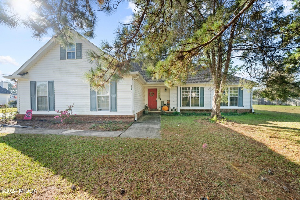 504 Amanda Way-06044