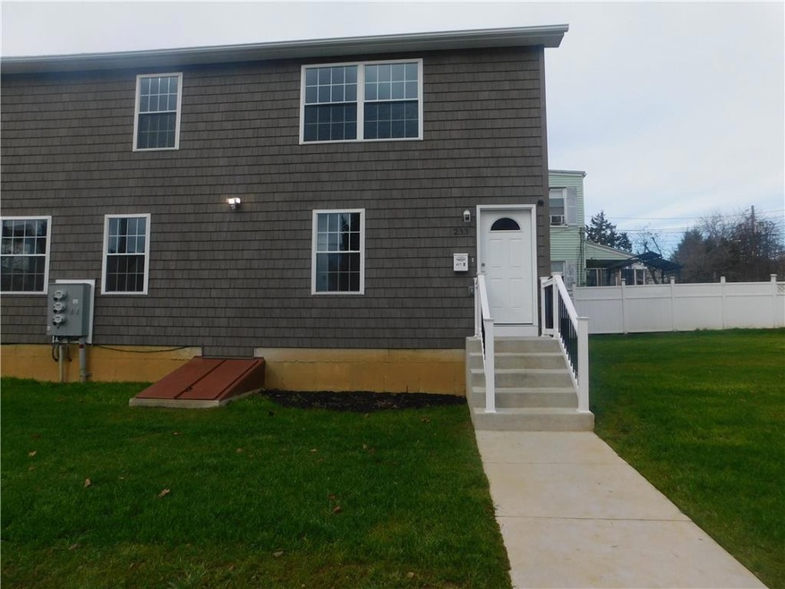 233 S Saint Cloud St unit 2, Allentown, PA 18104 - photo 1