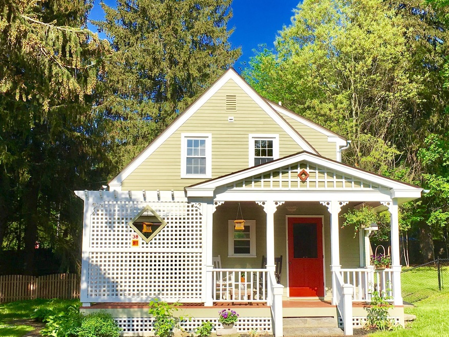 38 Silver St, Great Barrington, MA 01230 - photo 1
