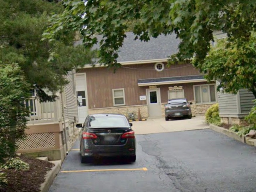 16 S Washington Ave unit 2, Batavia, IL 60510 - photo 1