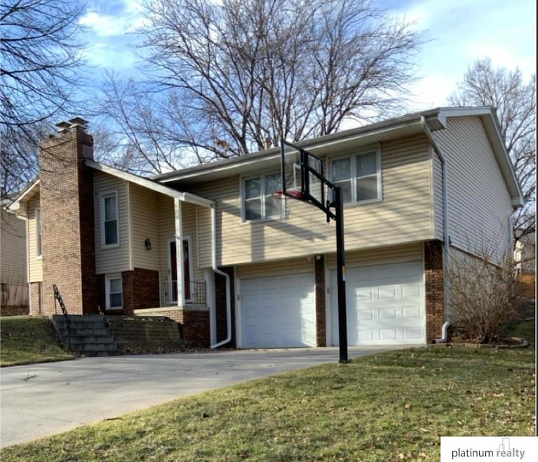 15912 Spring St, Omaha, NE 68130 - photo 1