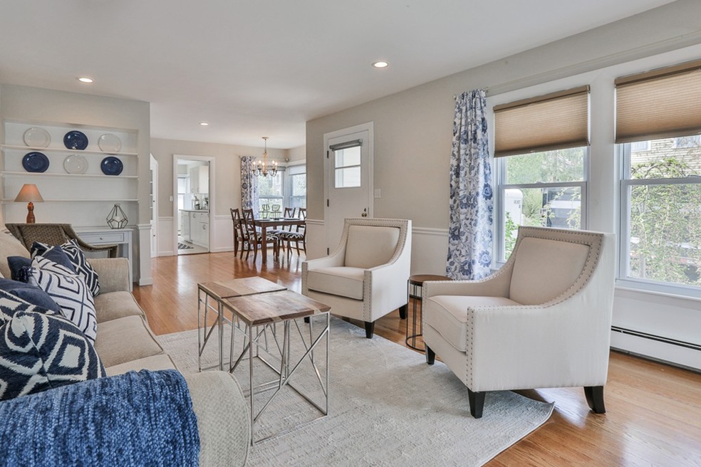 29 Franklin St, Newburyport, MA 01950 - photo 1