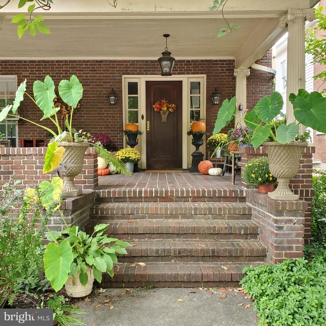 228 Philadelphia Ave, Waynesboro, PA 17268 - photo 1