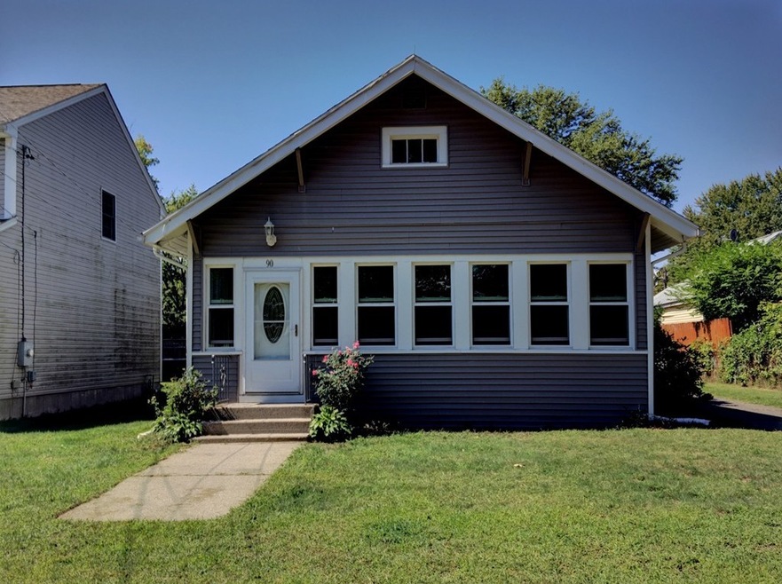 90 Lucerne Rd, Springfield, MA 01119 - photo 1